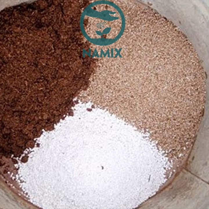 Đá Perlite được dùng để trộn chung hỗn hợp đất trồng cây