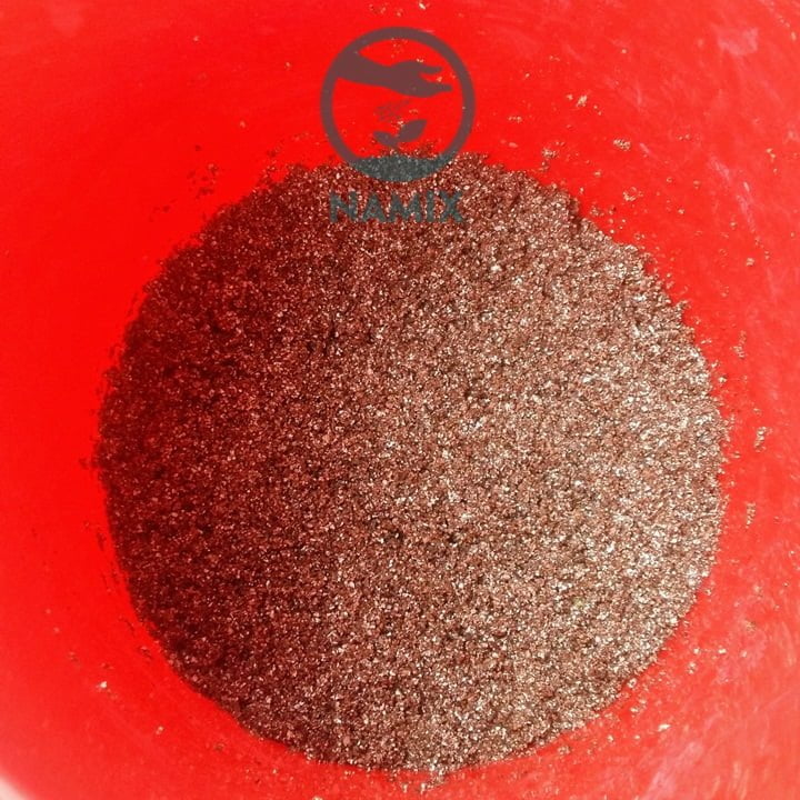 Sử dụng đá Vermiculite để trồng giá đỗ.