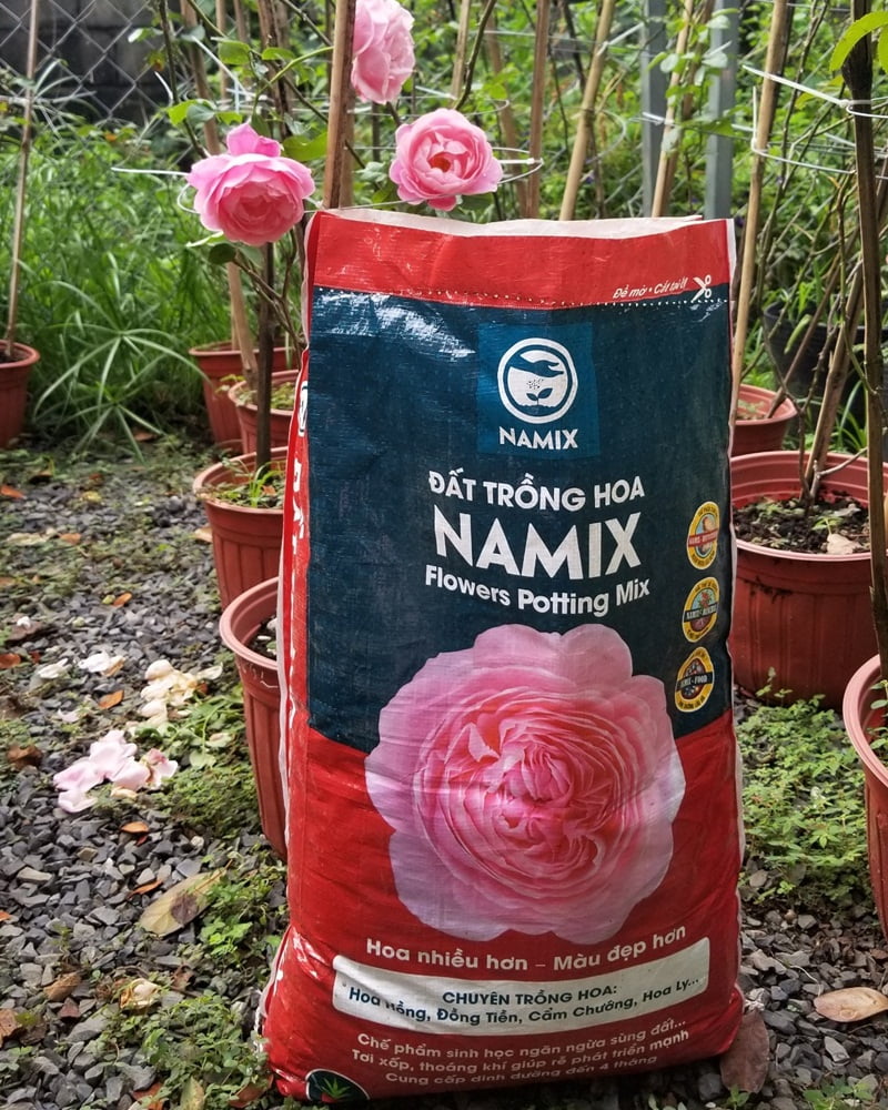 Đất trồng hoa Namix bao 20 lít