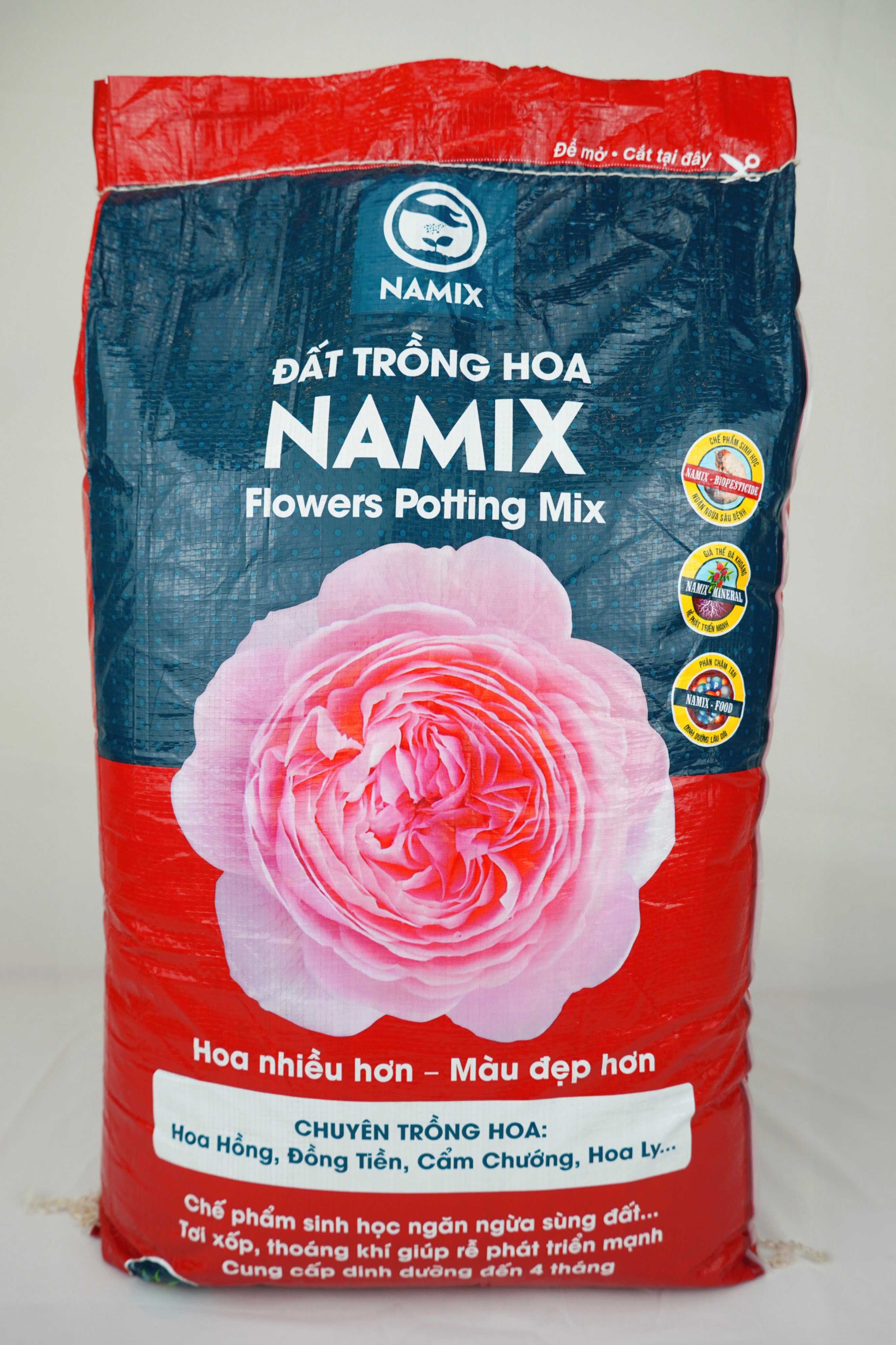 Đất trồng hoa hồng Namix